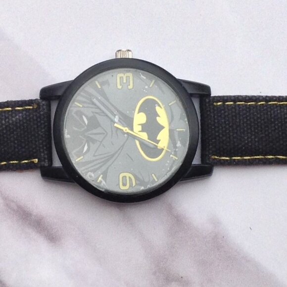 TM & DC Comics BATMAN Quartz Watch  Accutime - Picture 3 of 16